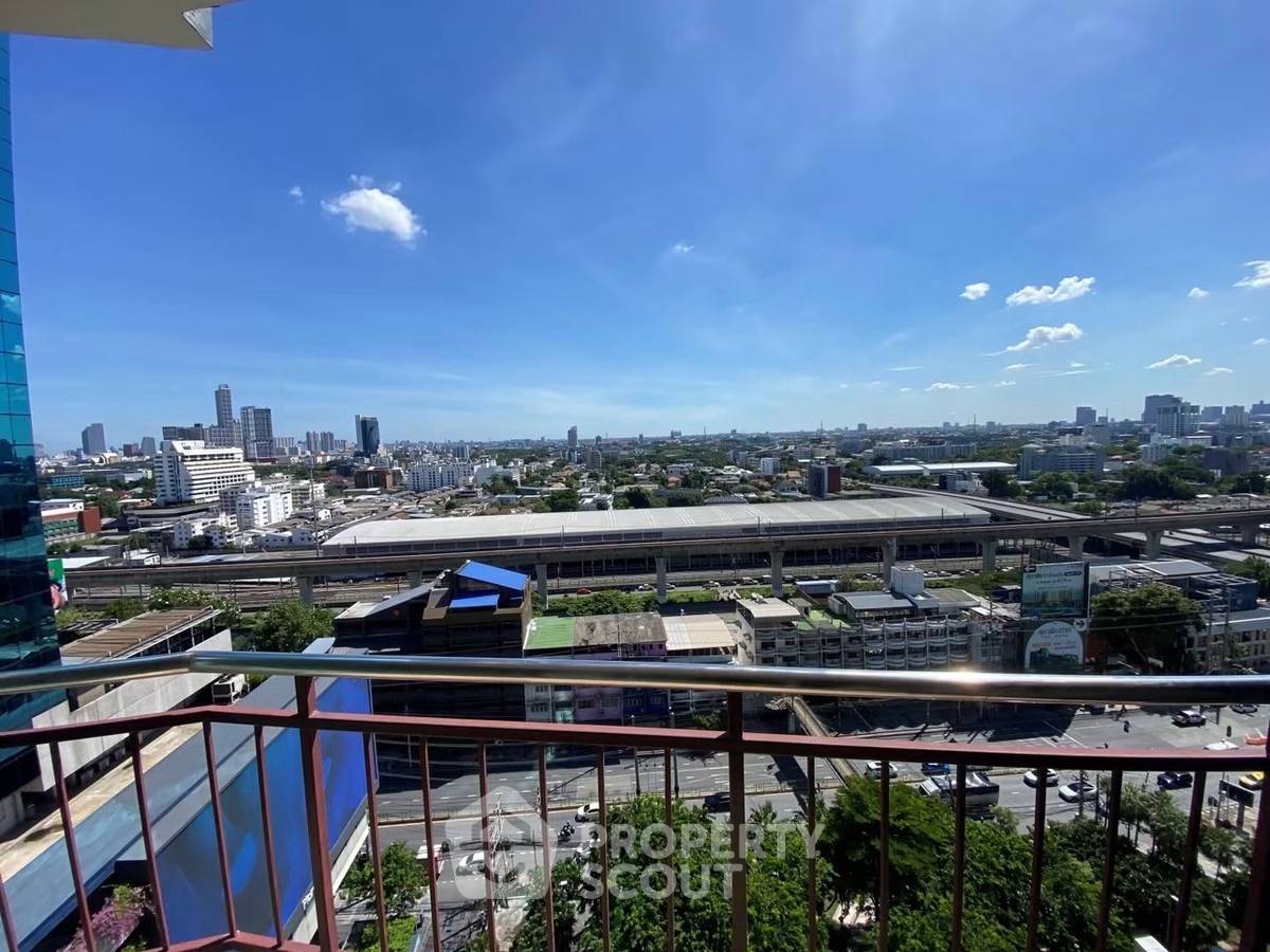 picture 17th-Floor 2-BR At Supalai Park Ekamai - Thonglor, ARL Ramkhamhaeng (ID 3179418) - 5/11