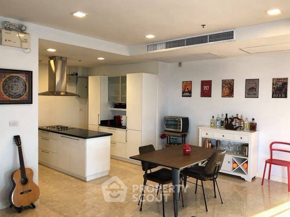 รูป ใกล้ BTS เอกมัย 60 เมตร | 3 ห้องนอน Nusasiri Grand Condominium (ID 3182114) - รูปที่ 3/18
