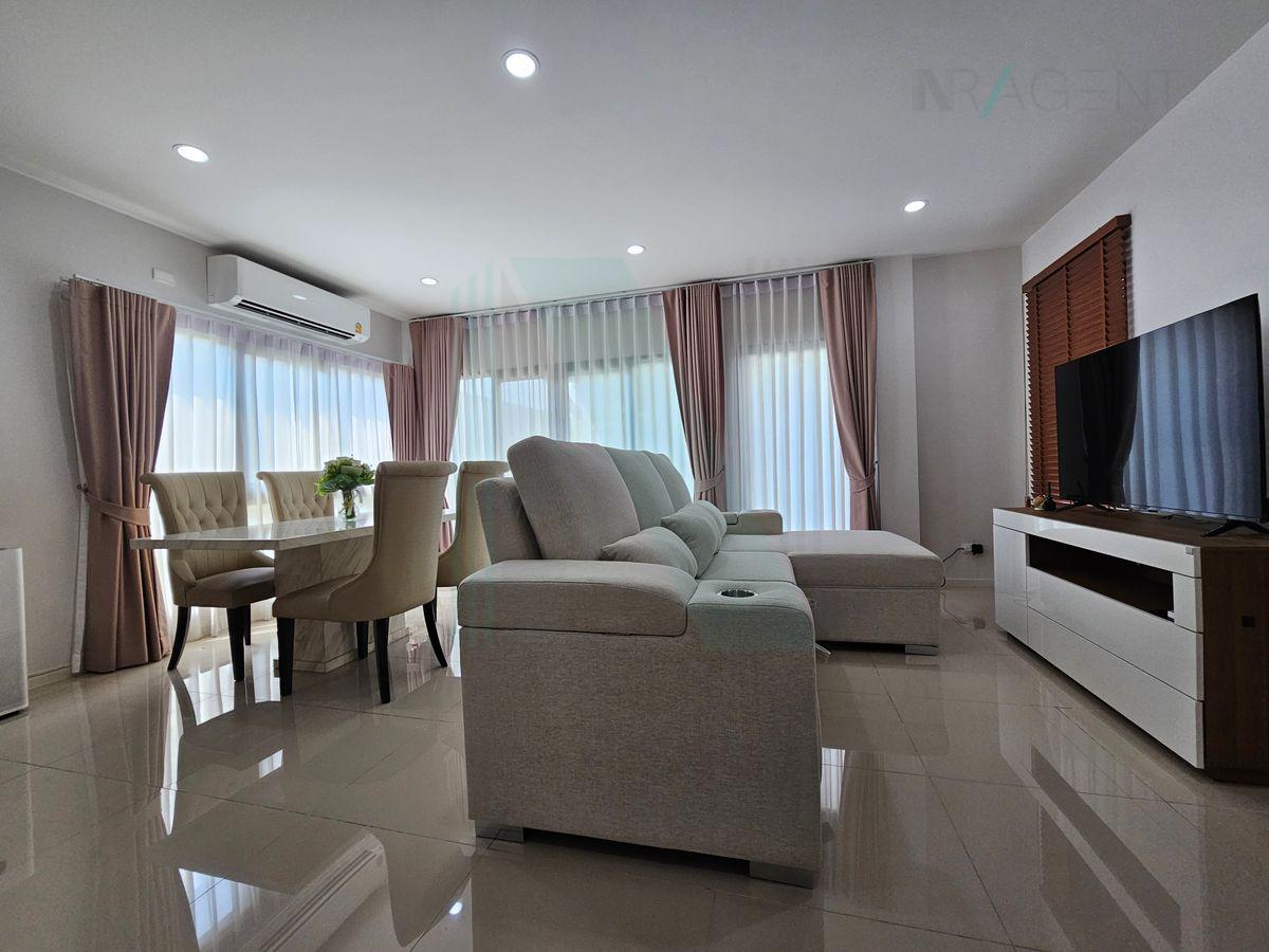 รูป 📌 ให้เช่าบ้านแฝด 3 ชั้น บ้านกลางเมือง ดิ อิดิชั่น พระราม 9 - กรุงเทพกรีฑา 4 ห้องนอน 4 ห้องน้ำ - รูปที่ 3/8