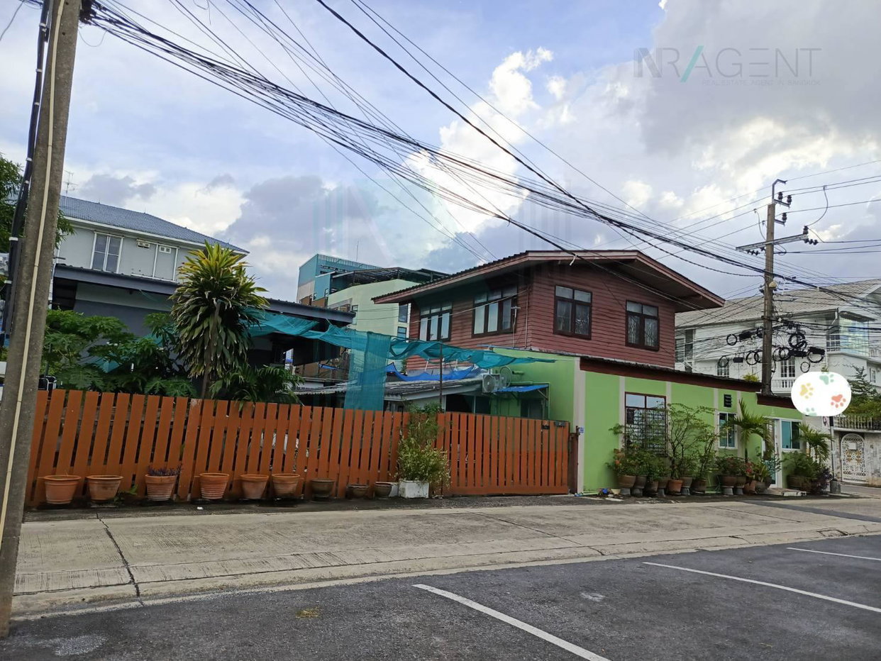 รูป 📌 ขายบ้านเดี่ยว โครงการ หมู่บ้านสายัณห์๑ 2 ชั้น 5 ห้องนอน 4 ห้องน้ำ - รูปที่ 2/8