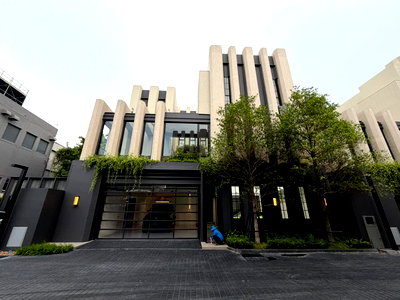 Houses for sale St. Andrews International School Bangkok : inside Bangkok’s Newest Ultra-Luxury Private Compound, Right in the Heart of Rama 9.