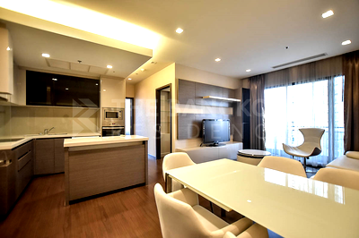 Condos for rent : Ivy Ampio near MRT Cultural Center of Thailand Station Condo in Business District