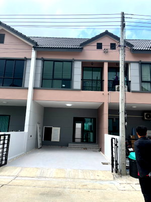เช่าทาวน์โฮม พระนครศรีอยุธยา : 🏡 [FOR RENT] ทาวน์โฮม 2 ชั้นให้เช่า พร้อมเข้าอยู่! โครงการหมู่บ้านนราเลคเอ็กซ์คลูซีฟ🏡14000/เดือน ทักไลน์ @802dkhwu ตอบเร็ว