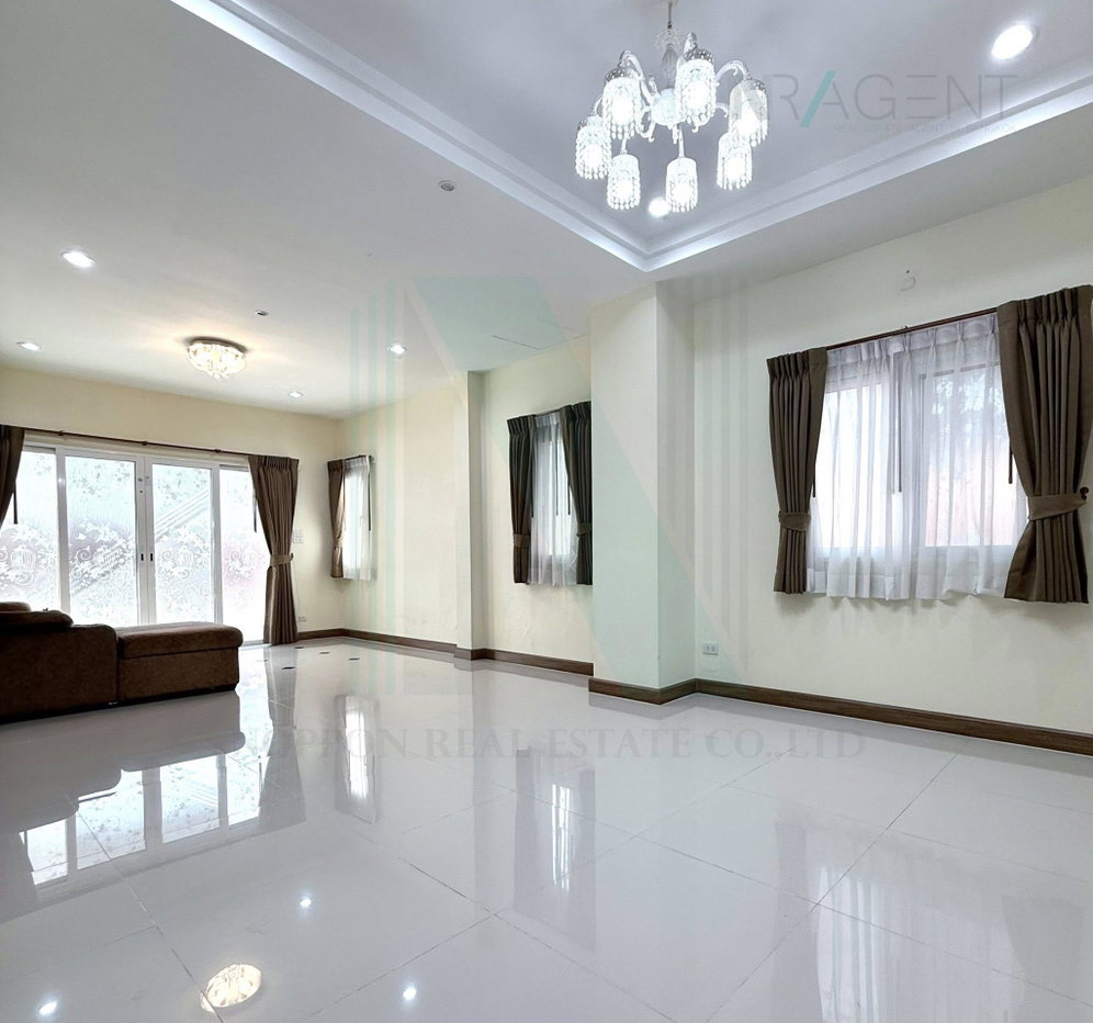 รูป 📌 ขายบ้านแฝด โครงการ บ้านบุรีรมย์ รามอินทรา-นวมินทร์ 2 ชั้น 3 ห้องนอน 2 ห้องน้ำ - รูปที่ 3/8