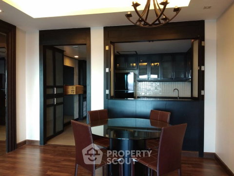 คอนโด 2 ห้องนอน ชั้น 21 Sathorn Gardens ใกล้ MRT สีลม (ID 373793)
