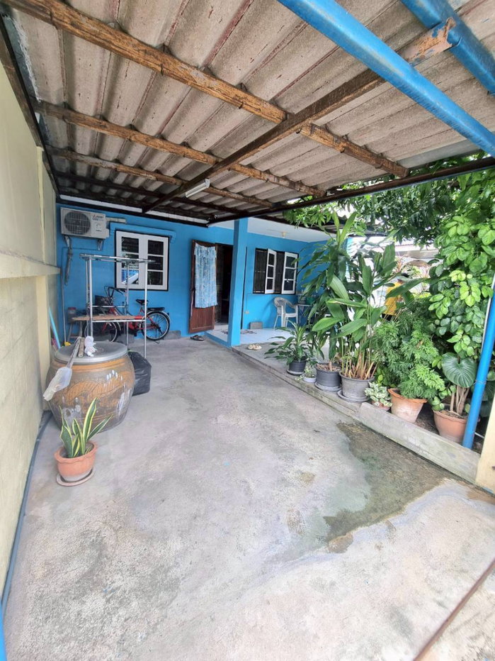 picture Townhouse for sale, corner unit, located on Nawamin 74. - 13/28