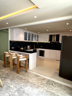 Condos for sale : 236 Sqm 4-BR Condo At DS Tower 1 Near BTS Phrom Phong (ID 3182121)