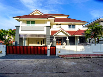 Houses for sale : For Sale House , Central Park Hillside , Nong Prue , Bang Lamung , Chon Buri , CX-155472 ✅ Live chat with us ADD LINE @connexproperty ✅
