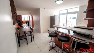 Condos for sale : 🛏️ 2 Bed - 🛁 2 Bath - 🏙️ Sea View - 🌏 FOREIGN name - 🏢 Jomtien Complex Condotel Pattaya - Ref: JTC06
