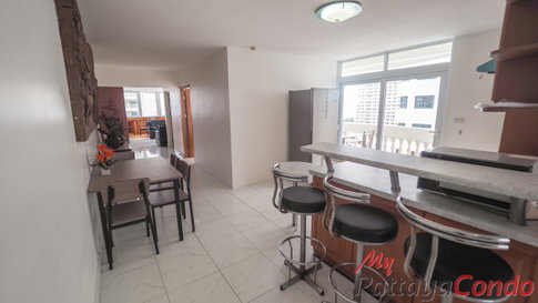 🛏️ 2 Bed - 🛁 2 Bath - 🏙️ Sea View - 🌏 FOREIGN name - 🏢 Jomtien Complex Condotel Pattaya - Ref: JTC06