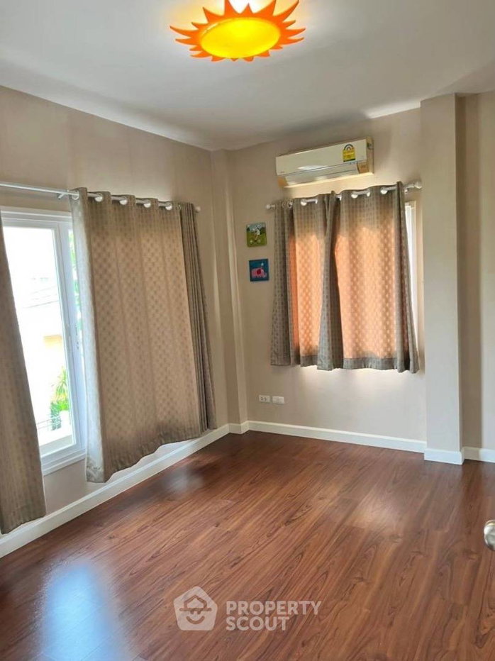 picture Pet-Friendly 3-BR House At Perfect Place Ratchapruk (ID 2084097) - 8/23