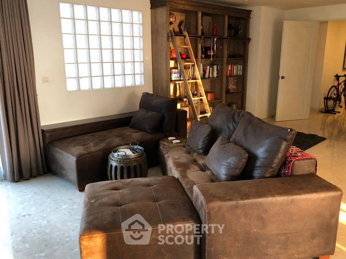 รูป ใกล้ BTS เอกมัย 60 เมตร | 3 ห้องนอน Nusasiri Grand Condominium (ID 3182114) - รูปที่ 9/18