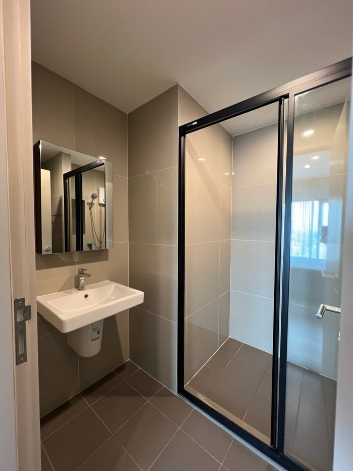 picture Code: 26KJ4245 for rent THE BASE Phetchaburi - Thonglor 🔥🔥 Line ID: @kjcondo (with @)🔥🔥 - 8/11