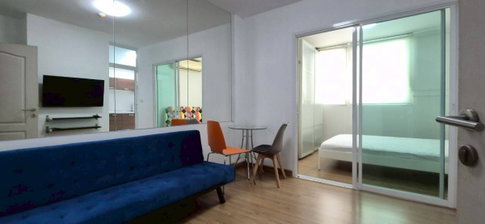 Fully furnished room for rent , near ARL and MRT Huamak station