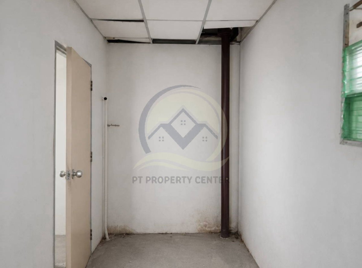 รูป หมู่บ้านศุภลักษณ์ ถนนเลียบคลอง 7 ลำลูกกา บ้านเปล่า สภาพดี ราคาพิเศษ หน้าบ้านไม่ชนใคร เหมาะสำหรับรีโนเวท - รูปที่ 7/18