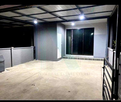 ทาวน์โฮมให้เช่า : 📌 ให้เช่าทาวน์เฮาส์ 2 ชั้น พลีโน่ พระราม 9-กรุงเทพกรีฑา 1 3 ห้องนอน 2 ห้องน้ำ