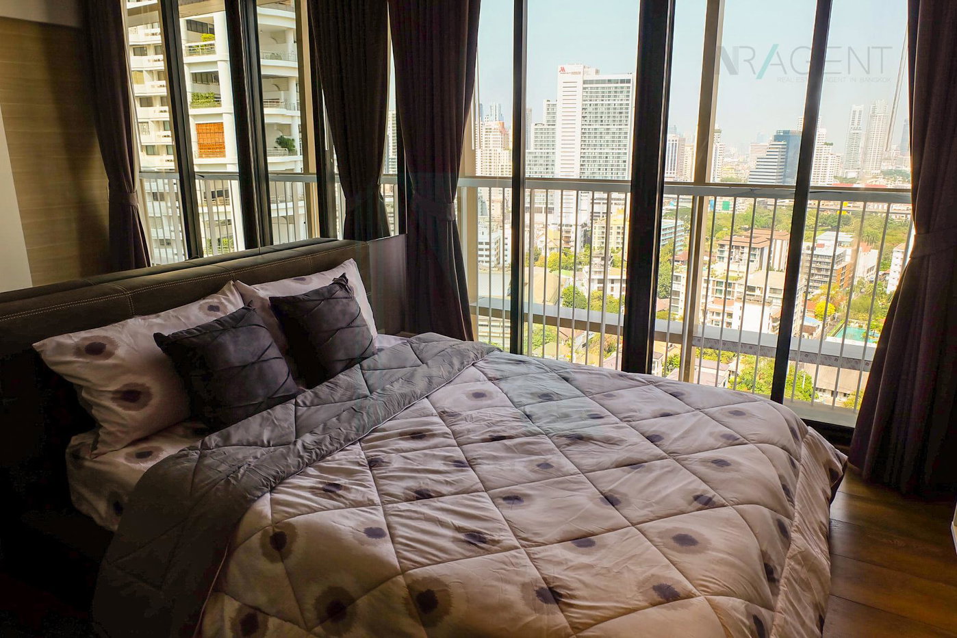รูป ให้เช่าคอนโด พาร์ค 24 อาคาร 2 ชั้น 19 1 ห้องนอน ขนาด 29.00 ตรม ใกล้ Emporium - รูปที่ 2/8