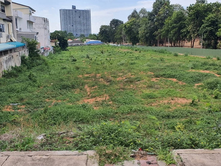 picture lan for sale pattaya thai land - 2/3