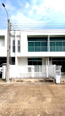 Townhouses for sale บิ๊กซี บางพลี : 📌 For Sell Town house AREN BANGNA 2-story 2 bedroom 3 bathroom