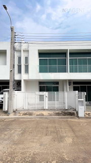 📌 ขายทาวน์เฮาส์ โครงการ เอเรน บางนา 2 ชั้น 2 ห้องนอน 3 ห้องน้ำ