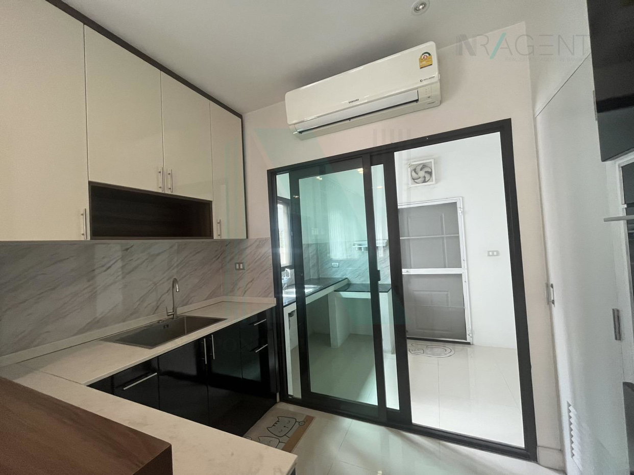 รูป 📌 ขายบ้านเดี่ยว โครงการ เซนโทร รามอินทรา-จตุโชติ 2 ชั้น 4 ห้องนอน 4 ห้องน้ำ - รูปที่ 4/8