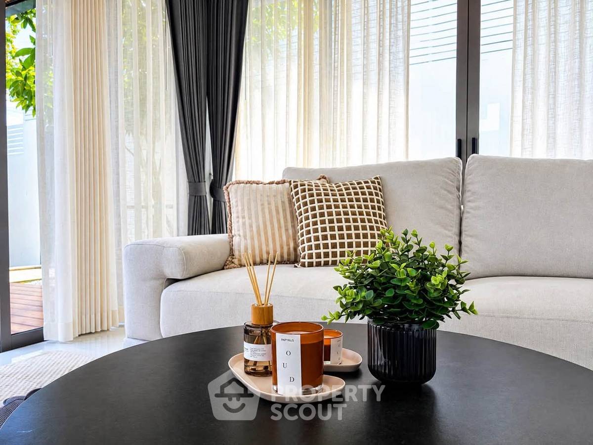 picture 322 Sqm 3-Bedroom Villa For Sale In Palai Chalong Phuket (ID 3182924) - 22/30