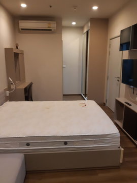 P-55882 For Rent Onyx Phaholyothin | Pool View | Fully Furnished | Near BTS Saphan Khwai | Ready to Move In 📞 Line ID: @easythaihome | 085-592-2897
