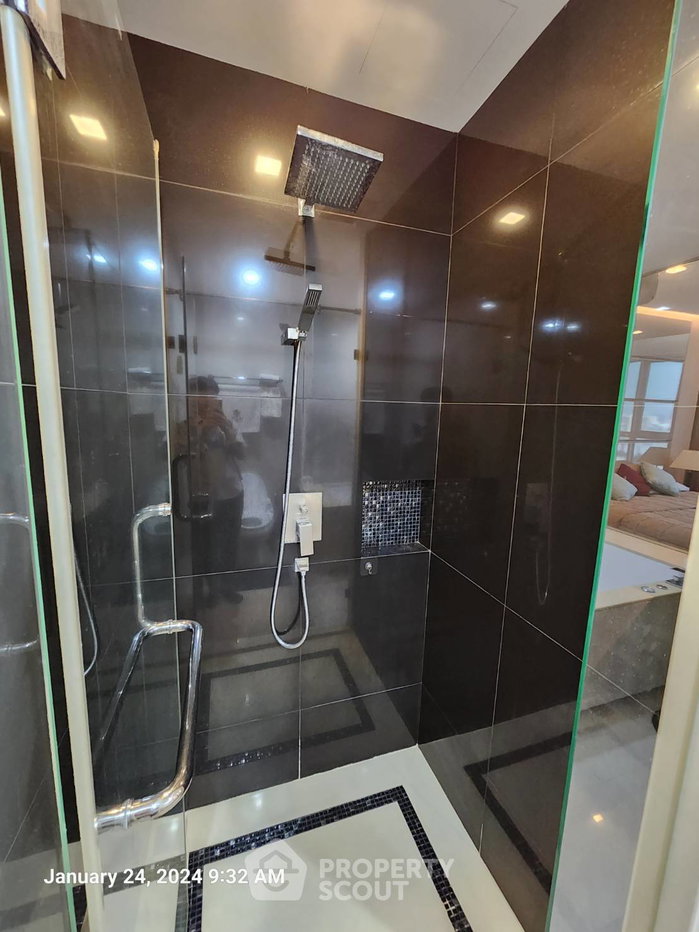 picture 100m To ARL Makkasan | 26th-Floor 2-BR At The Address Asoke (ID 824352) - 9/16