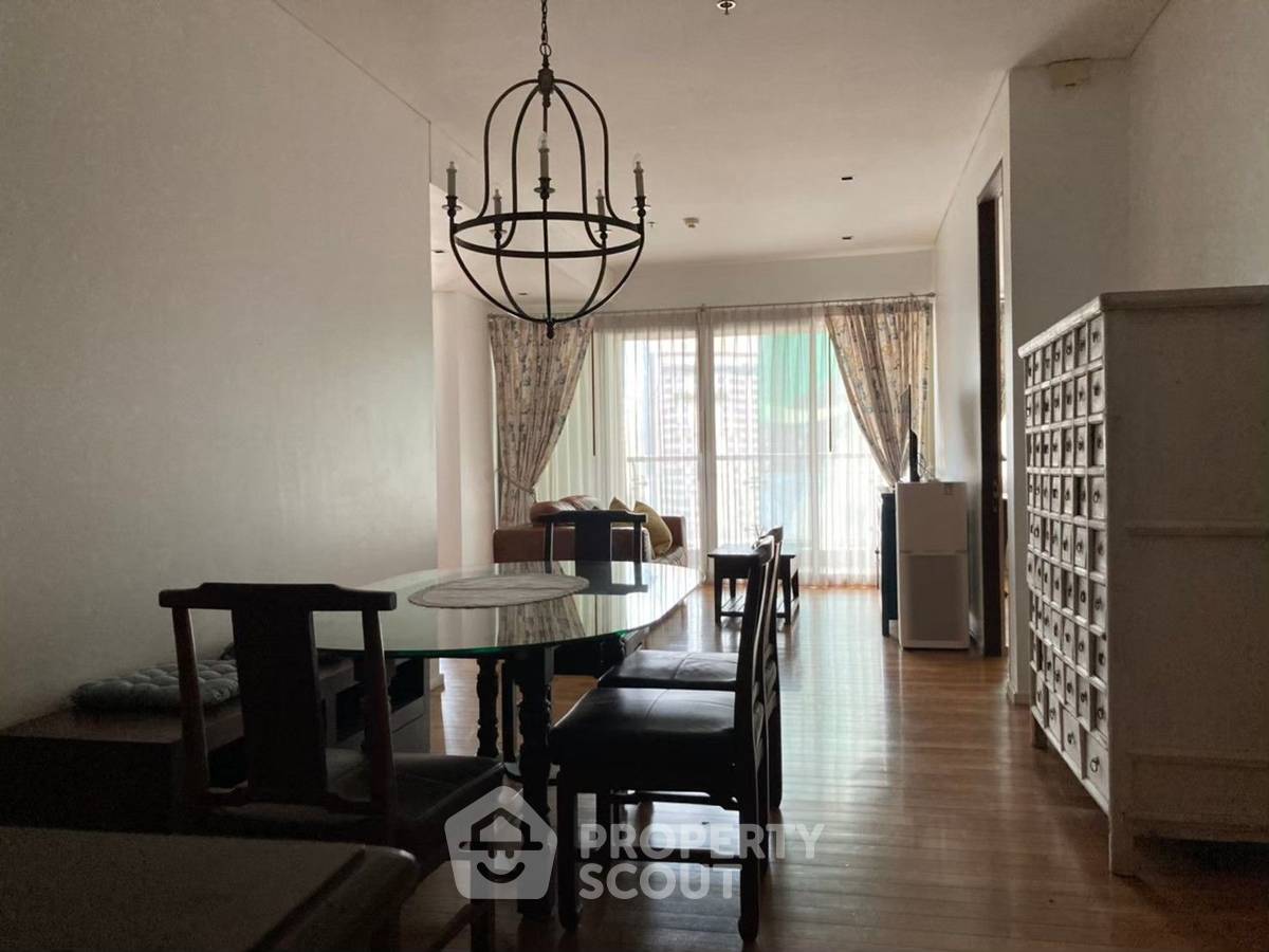 picture Pet-Friendly 2-BR The Lakes Bangkok 20th Floor Near BTS Asoke (ID 1406308) - 1/8