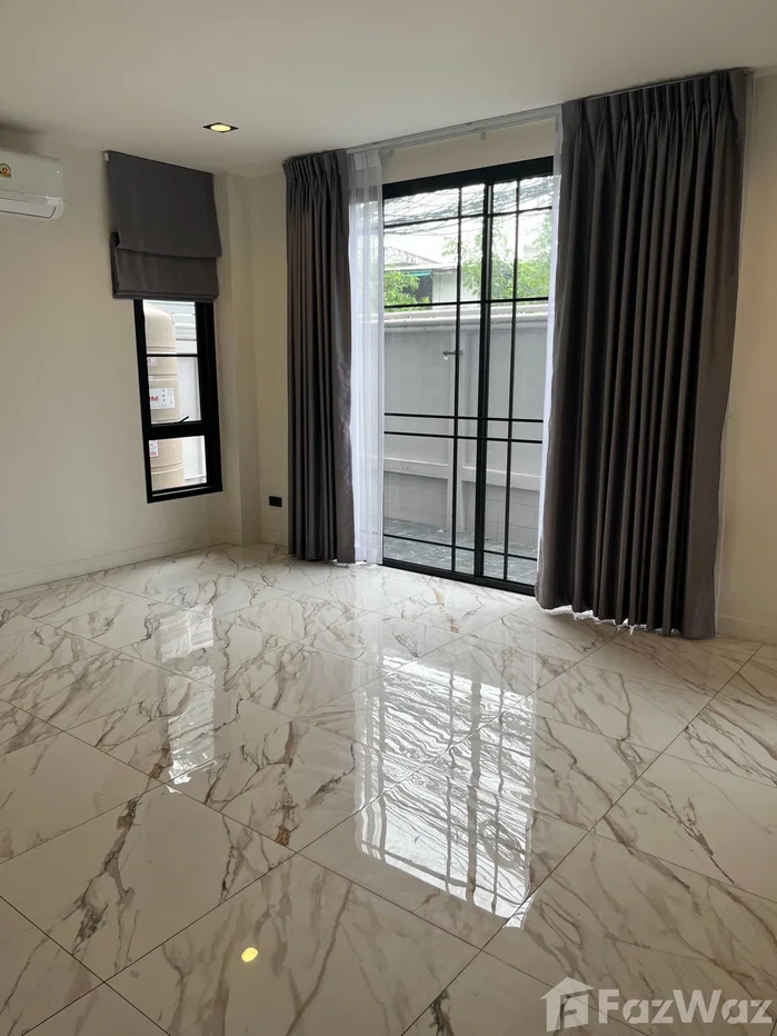 รูป บ้านเดี่ยวให้เช่า 5 ห้องนอน ใน สามเสนนอก, กรุงเทพมหานคร 6669685 - รูปที่ 13/33
