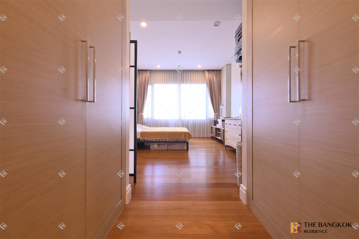 picture Bright 24 Book quickly before the room is gone!! - 5/10