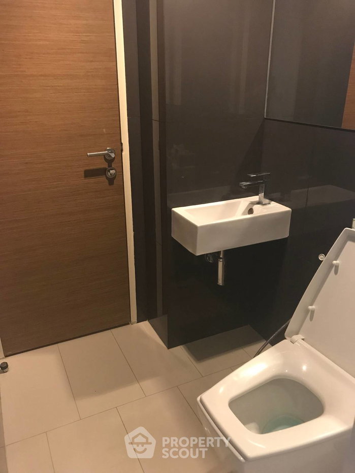 picture 1-BR Condo At RHYTHM Phahon-Ari Near BTS Saphan Khwai (ID 767016) - 4/14