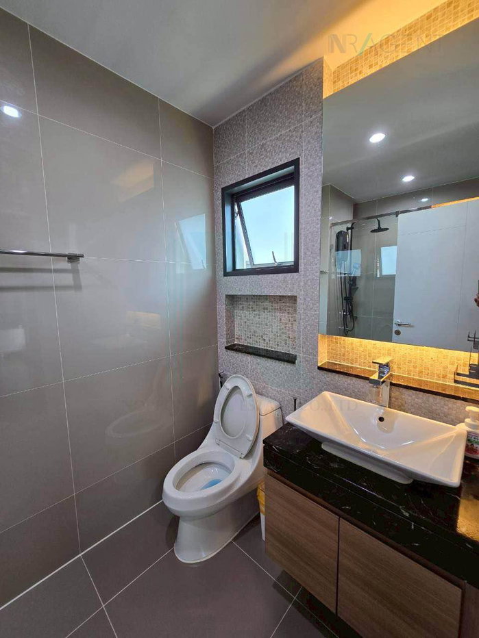 รูป 📌 ให้เช่าบ้านเดี่ยว 2 ชั้น บุราสิริ พัฒนาการ 4 ห้องนอน 5 ห้องน้ำ - รูปที่ 8/8