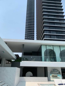 RS7355 For Rent: Chapter Charoennakhon Riverside. Experience luxurious riverside living on the Chao Phraya River