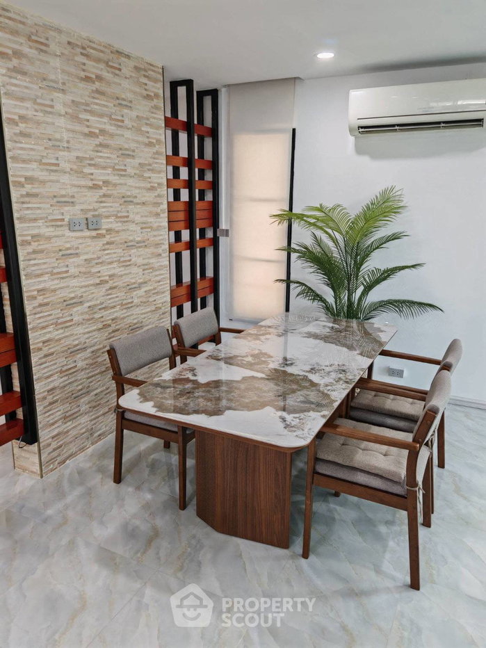 รูป บ้าน 3 ห้องนอน ขนาด 200 ตร.ม. สำหรับขายใน Lake View Park Bangna (ID 3172957) - รูปที่ 5/11