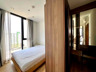 Condos for sale : SC0500💛中国客户，请加微信。(在联系方式的旁边) 🅵🅾🆁 🆂🅰🅻🅴 THE LINE Phahon - Pradipat 🅻🅸🅽🅴 ❤️💜@condopremium💜❤️⬛🟨 📞 065 695 3645🟨⬛