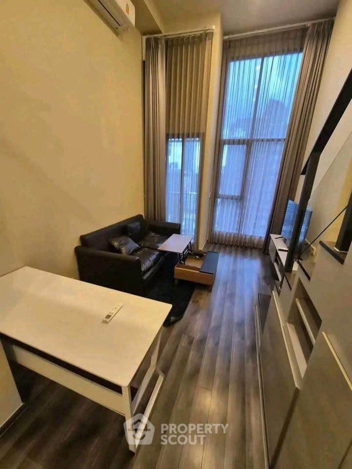 picture Great Value 1-BR KnightsBridge Space Rama 9 Near MRT Phra Ram 9 (ID 3180691) - 2/7