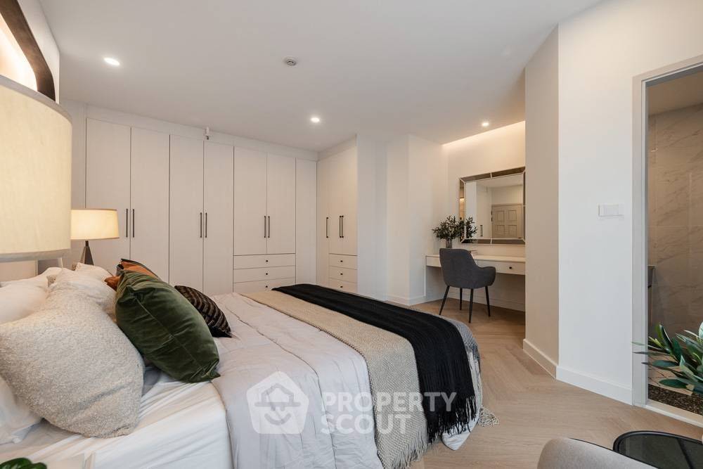 รูป ใกล้ BTS ทองหล่อ 200 ม. คอนโด 3 ห้องนอน Fifty Fifth Tower Thonglor (ID 3182807) - รูปที่ 36/50