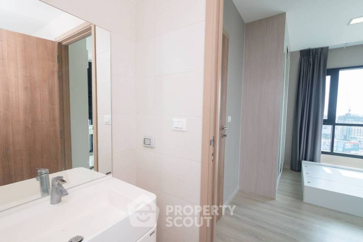 picture 25th-Floor 1-BR Condolette Midst Rama 9, 200m To MRT Phra Ram 9 (ID 1246440) - 16/26