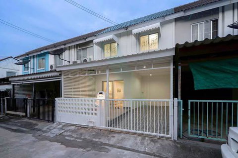 📌 For Sell Town house BAAN PRUKSA 74/1 SRINAKARIN-THEPHARAK 2-story 3 bedroom 2 bathroom