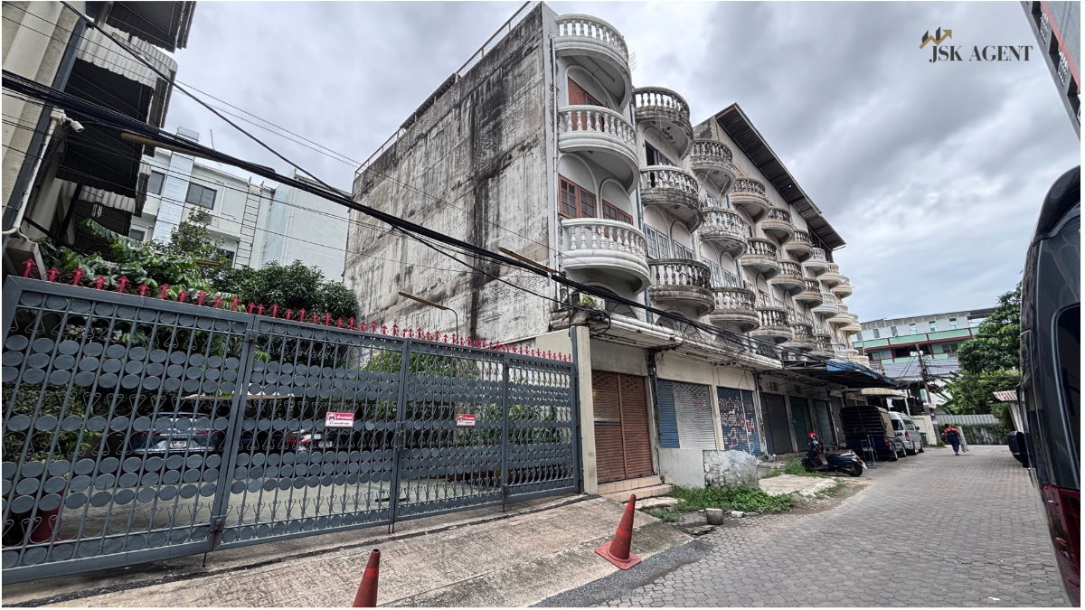 รูป ขายอาคารพาณิชย์ 4.5 ชั้น อ่อนนุช 41 หลังริม 100 เมตรเท่านั้นจากปากซอย - รูปที่ 4/20