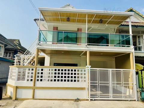📌 ขายทาวน์เฮาส์ โครงการ บ้านพฤกษา 14 บี 2 ชั้น 4 ห้องนอน 2 ห้องน้ำ