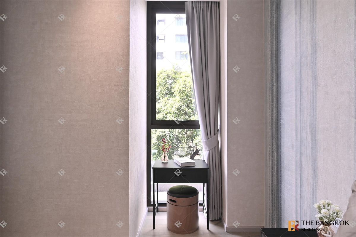 picture Move-in Ready, Just Bring Your Bags Fynn Asoke near BTS Asok - 3/10