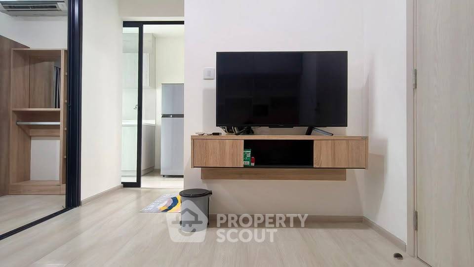 picture 1-BR Condo Life Asoke 300m From ARL Makkasan (ID 3182624) - 10/10