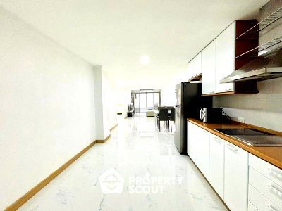 Condos for rent : 2-BR Condo At Waterford Park Rama 4 Near BTS Phra Khanong (ID 1378858)