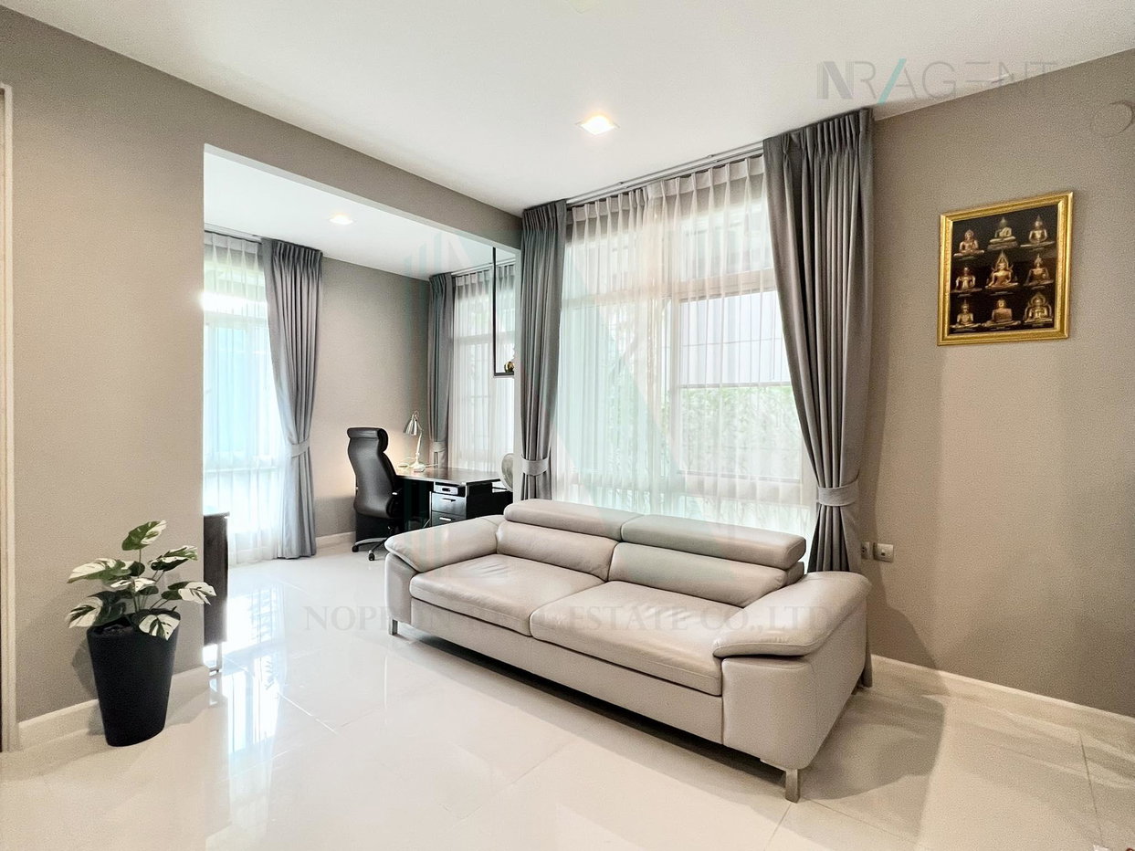 รูป 📌 ให้เช่าบ้านเดี่ยว 2 ชั้น มัณฑนา 2 บางนา กม.7 4 ห้องนอน 5 ห้องน้ำ - รูปที่ 2/8