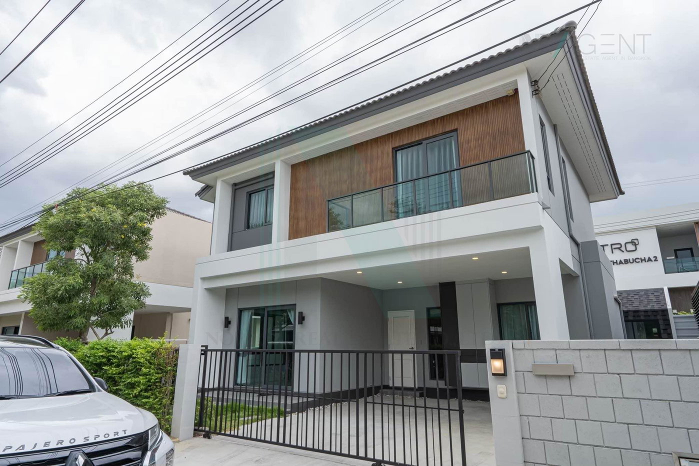 รูป 📌 ขายบ้านเดี่ยว โครงการ เซนโทร พระราม 2 - พุทธบูชา 2 ชั้น 4 ห้องนอน 5 ห้องน้ำ - รูปที่ 1/8