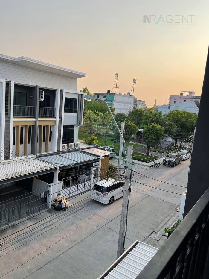 picture 📌 For Rent Home office PATIO RAMINTRA WATCHARAPOL 3-story 4 bedroom 4 bathroom - 7/8