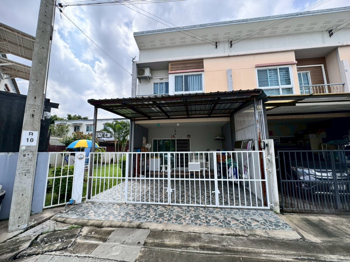 Townhouse for sale, Villette Lite Pattanakarn 38, near Triam Udom Pattanakarn School (N.1911)