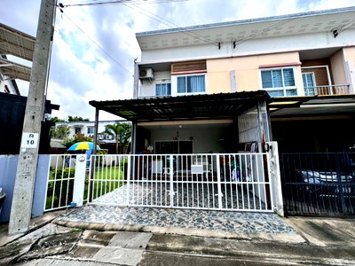 ทาวน์โฮม กรุงเทพมหานคร : ขายทาวเฮ้าส์ วิลเลตไลท์ พัฒนาการ 38 (Villette Lite Pattanakarn) ใกล้เตรียมอุดมพัฒนาการ (N.1911)